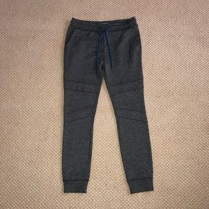Express joggers
